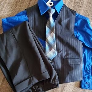 Boys Suit Size 5